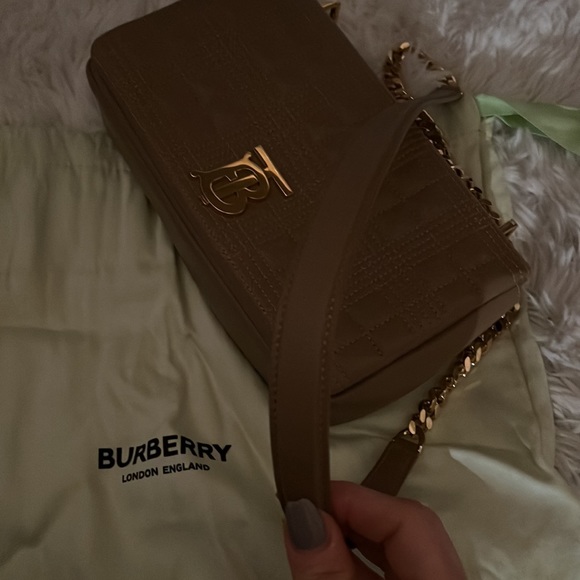 Burberry clutch bag in tan leather - Picture 4 of 4